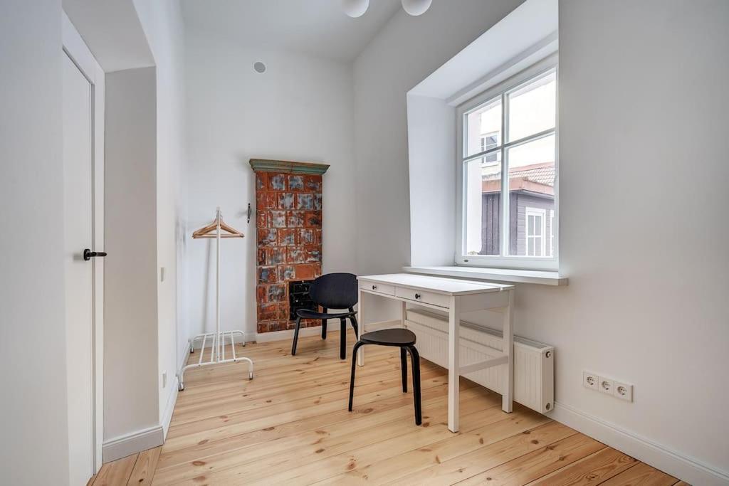 Spacious 2-Bedroom Flat In Old Town By Urban Rent ヴィリニュス エクステリア 写真